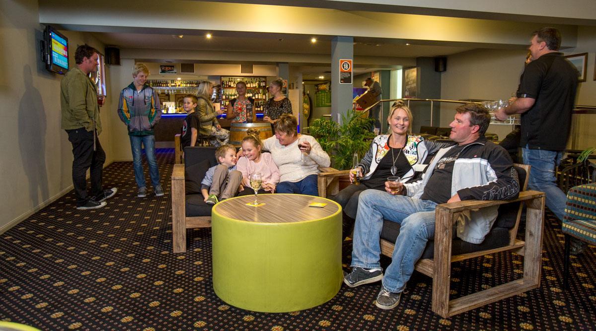 Laurieton Hotel Екстериор снимка